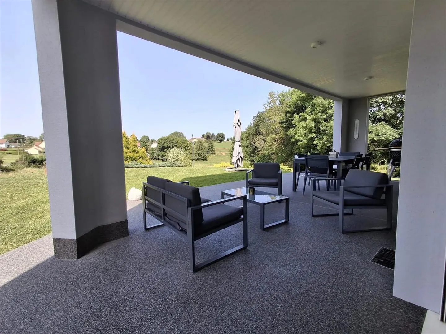 House - Photo 6 of 11