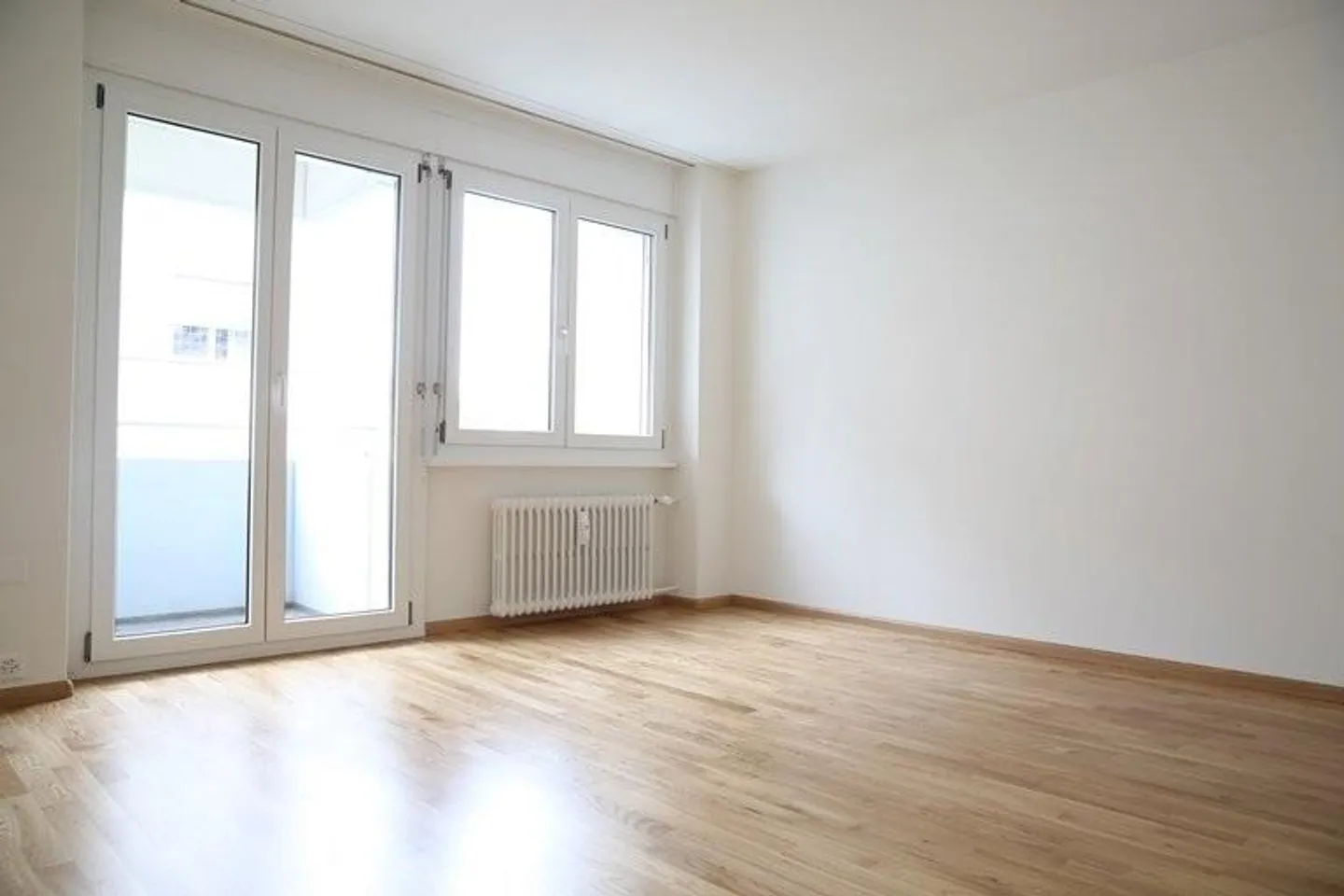 Modern Apartment Near SBB Station - Photo 4 of 4