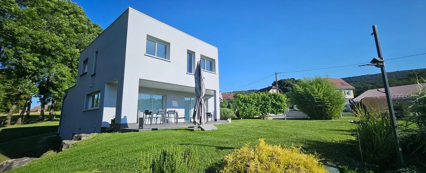 House - Photo 10 of 11