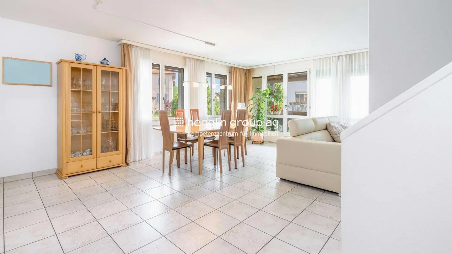 Vivere centrale con spazio per tutta la famiglia - Foto 1 di 12