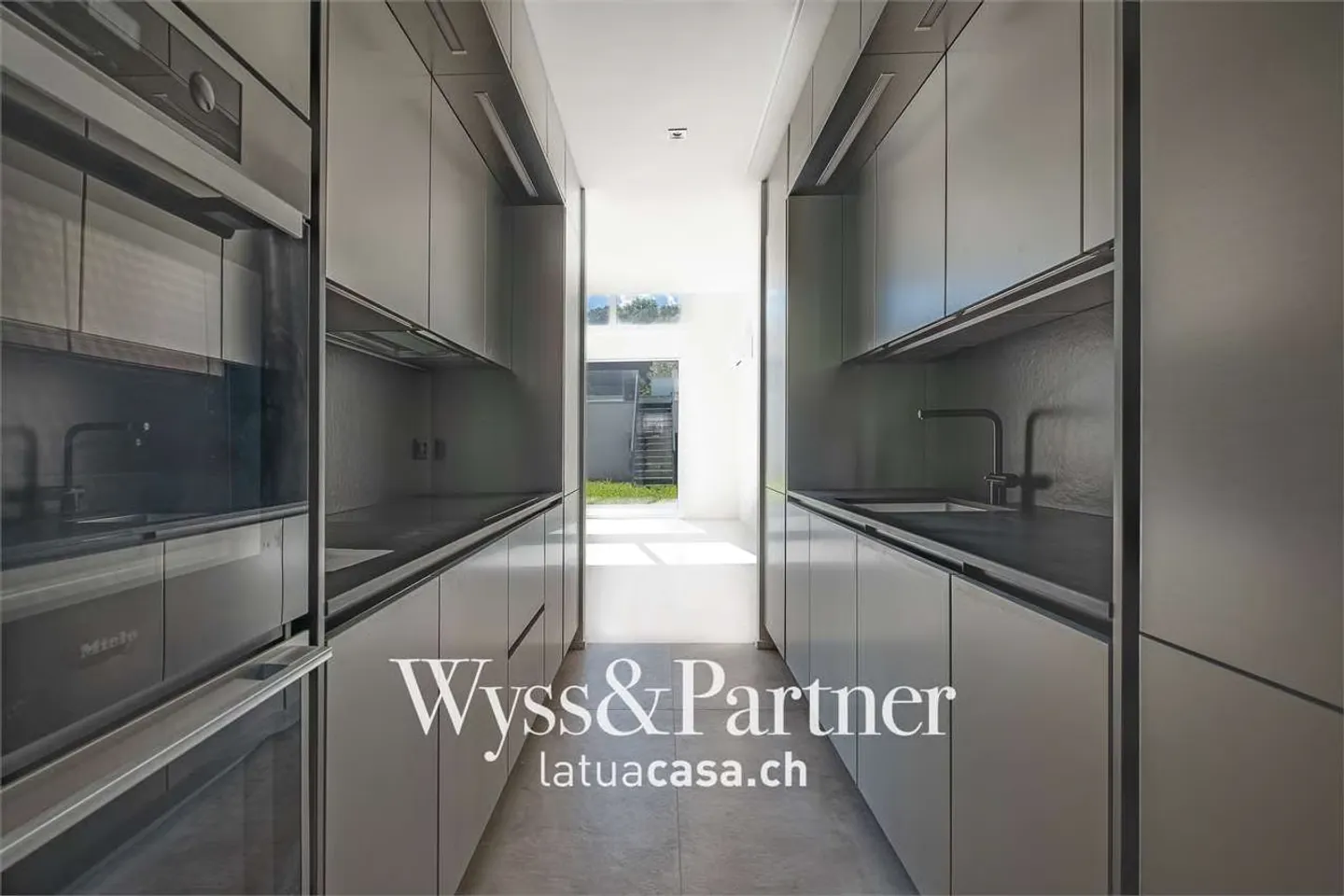 Caslano, splendid 3.5 duplex for sale - Photo 2 of 12