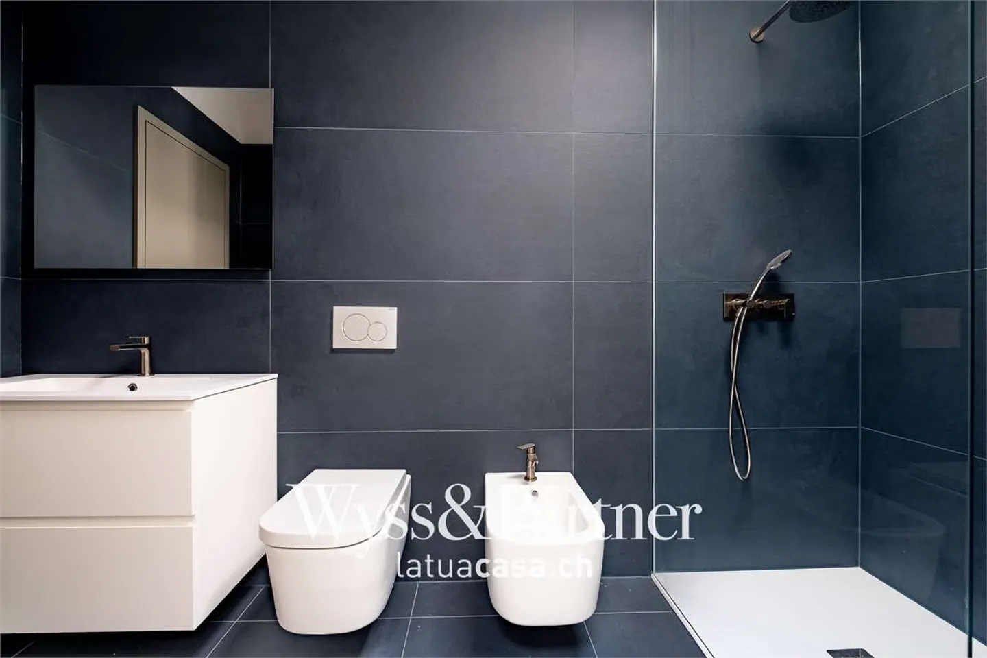 Caslano, splendid 3.5 duplex for sale - Photo 8 of 12