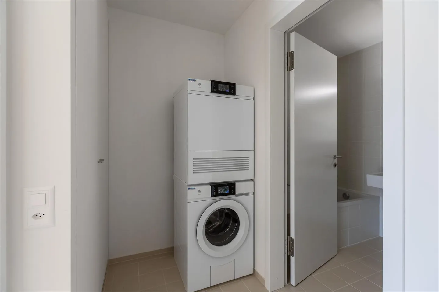 Appartement moderne 4.5 pièces Residenza Radice - Photo 6 sur 8