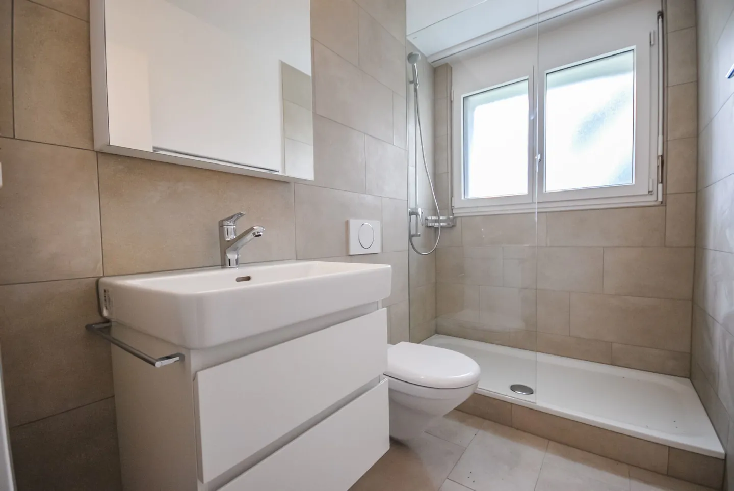 Belle appartement de 2,5 pièces au rez-de-chaussée - Photo 6 sur 11