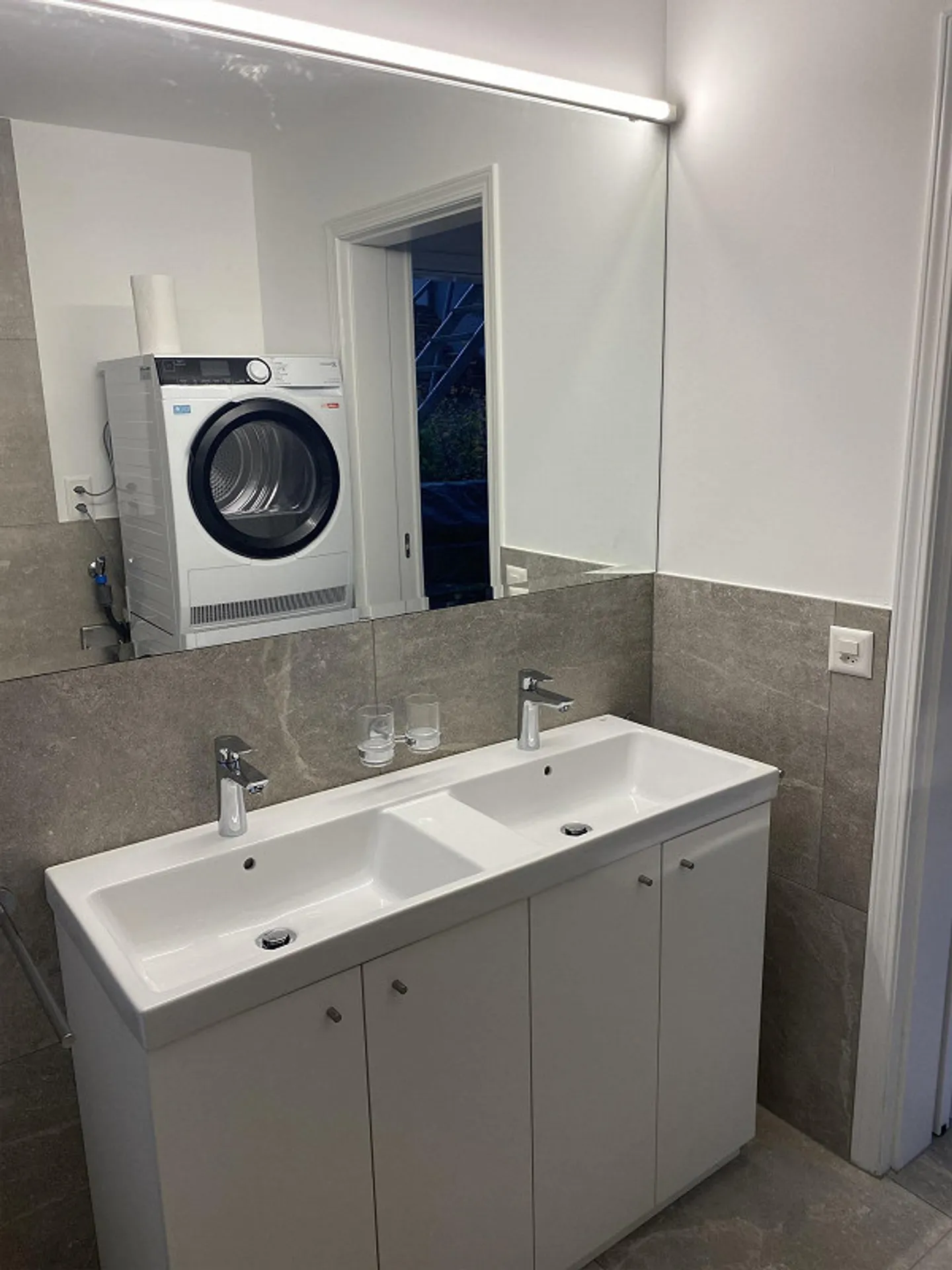 Helle 4.5 Zimmerwohnung, Erdgeschoss - Foto 9 di 14