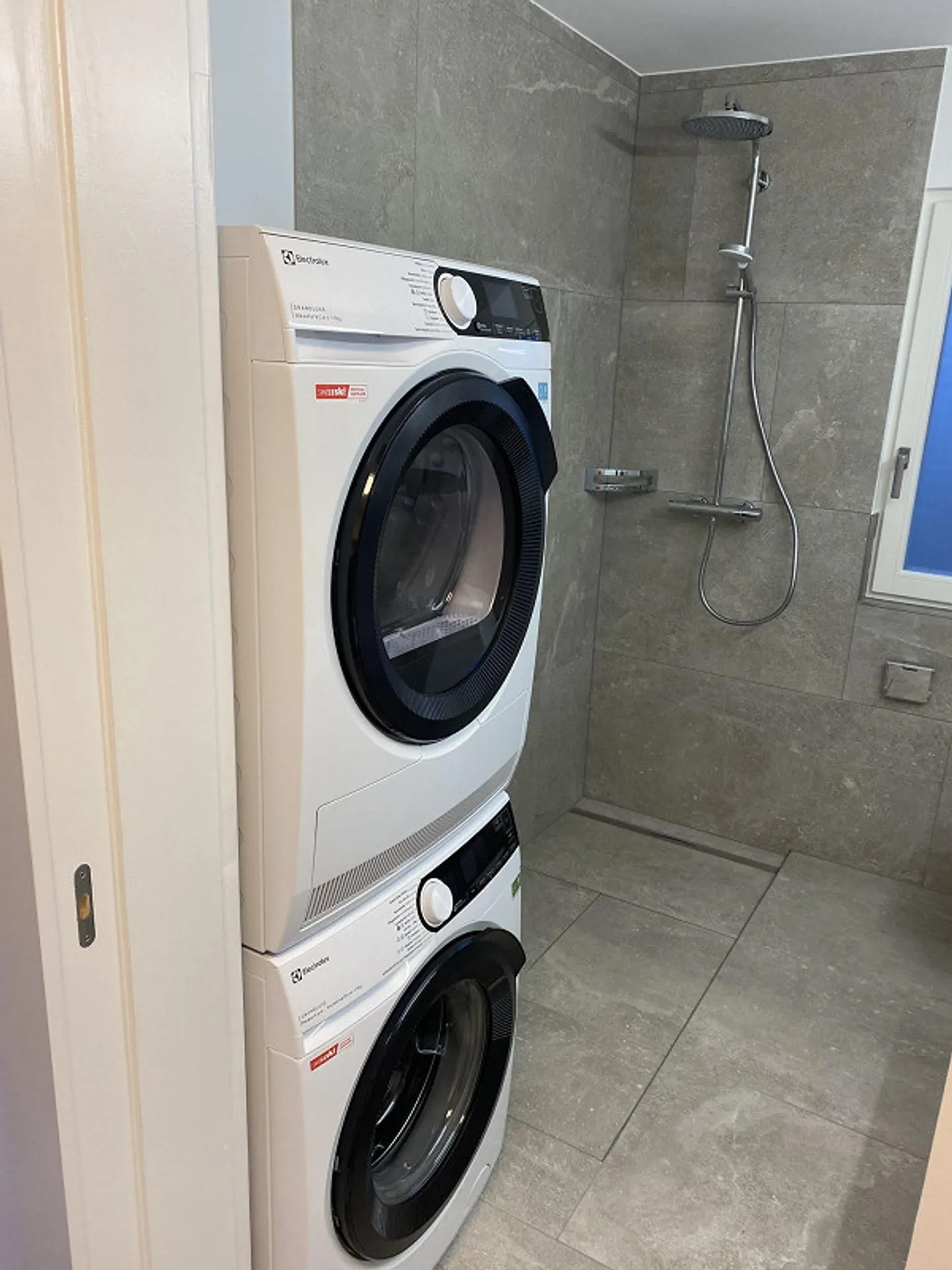 Helle 4.5 Zimmerwohnung, Erdgeschoss - Foto 8 di 14