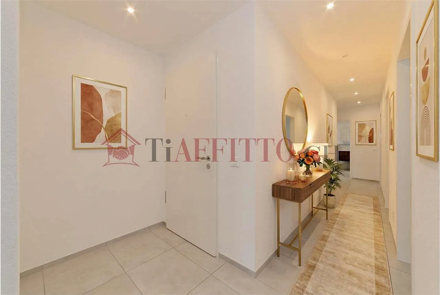 SPLENDID 4.5 ROOM APARTMENT IN PIANEZZO - Photo 2 of 9