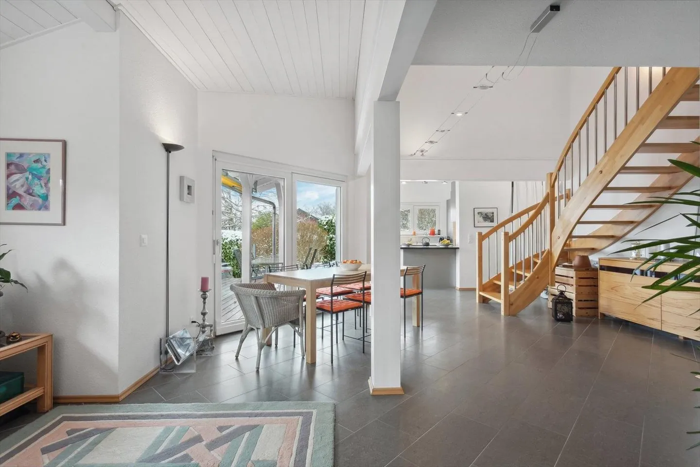 Charmantes Einzelhaus mit 5 Zimmern - Foto 3 von 12