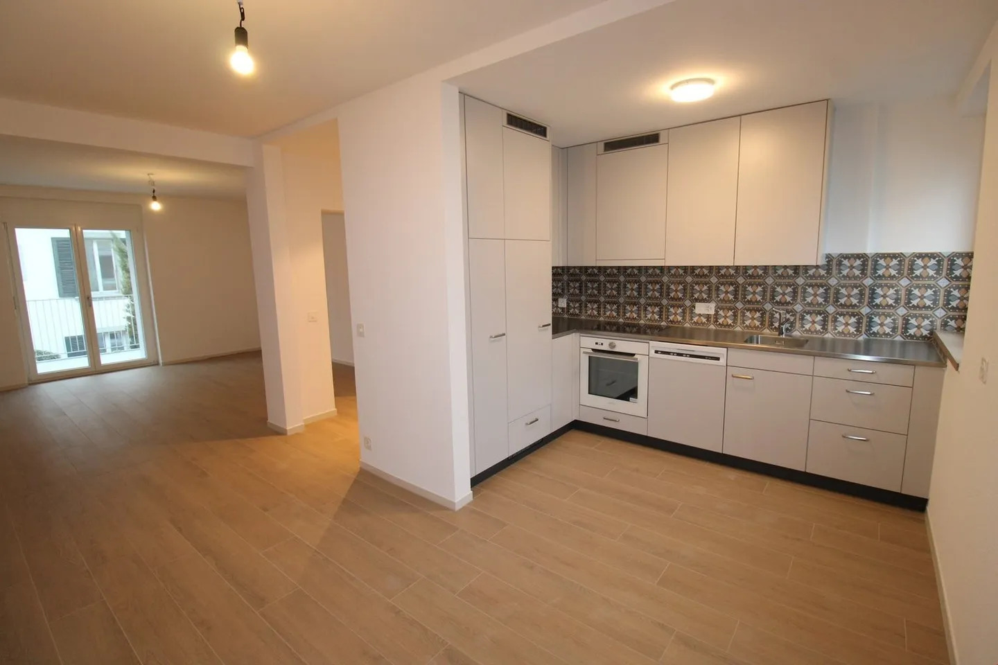 Completely renovated apartment in a central location - Photo 1 of 8