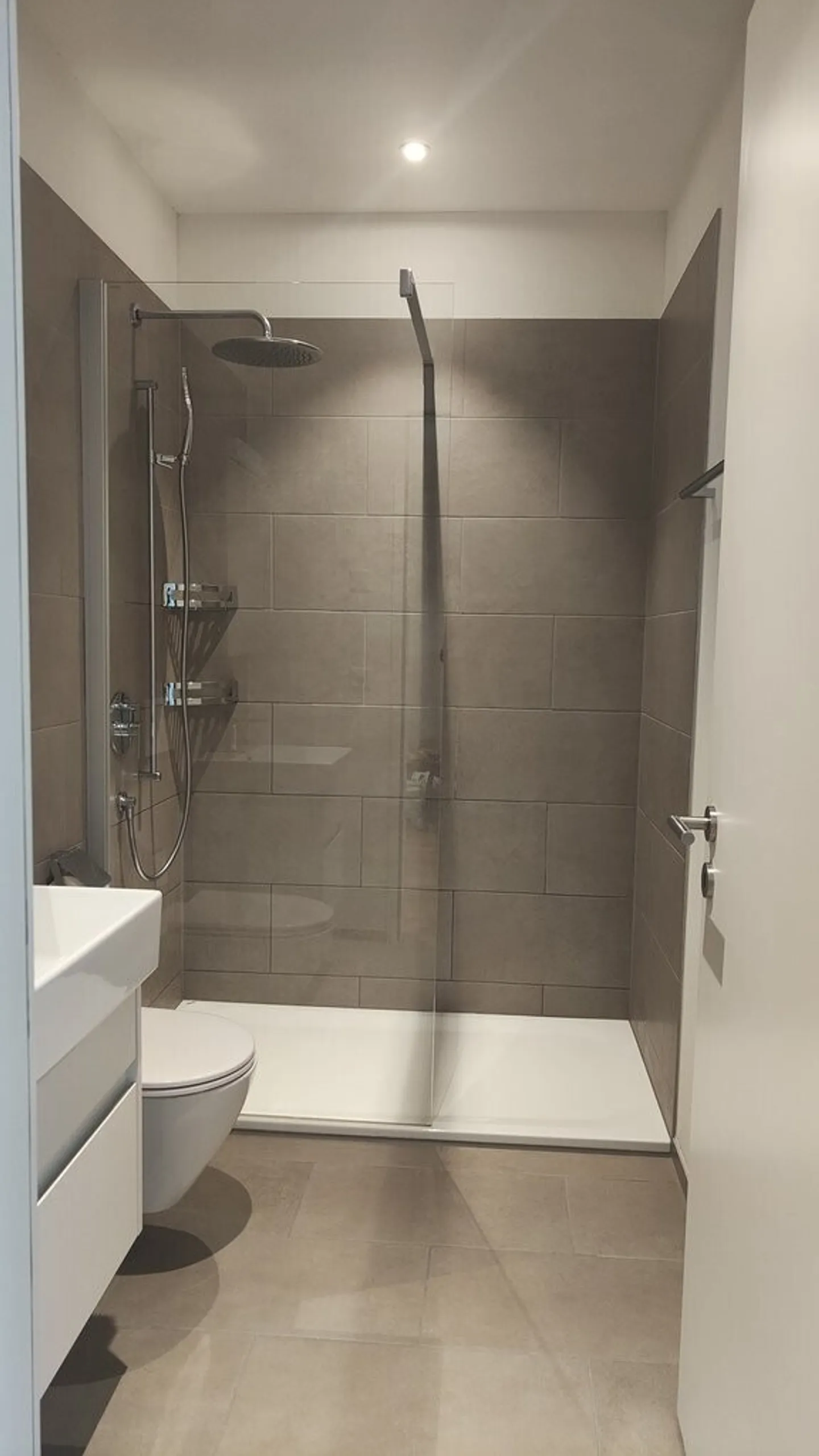 Rent 2.5 room apartment in the heart of Davos Platz! - Photo 3 of 4