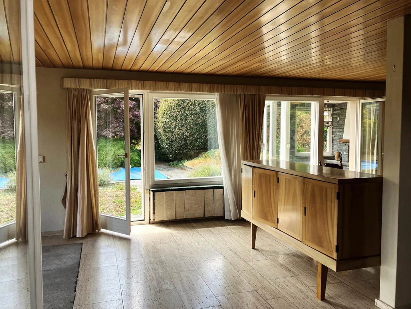 Charmante maison de 5½ pièces dans un emplacement absolument privilégié, terrain de 1'726 m² - Photo 10 sur 13