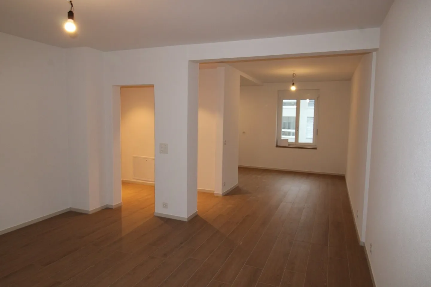 Completely renovated apartment in a central location - Photo 3 of 8