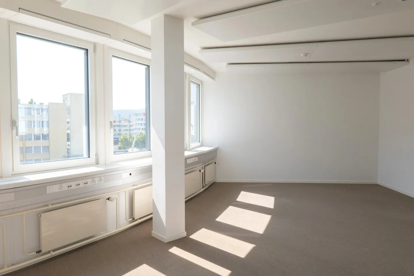 Commercial for rent, Bahnstrasse 24, in Schwerzenbach, Switzerland - Photo 7 of 7