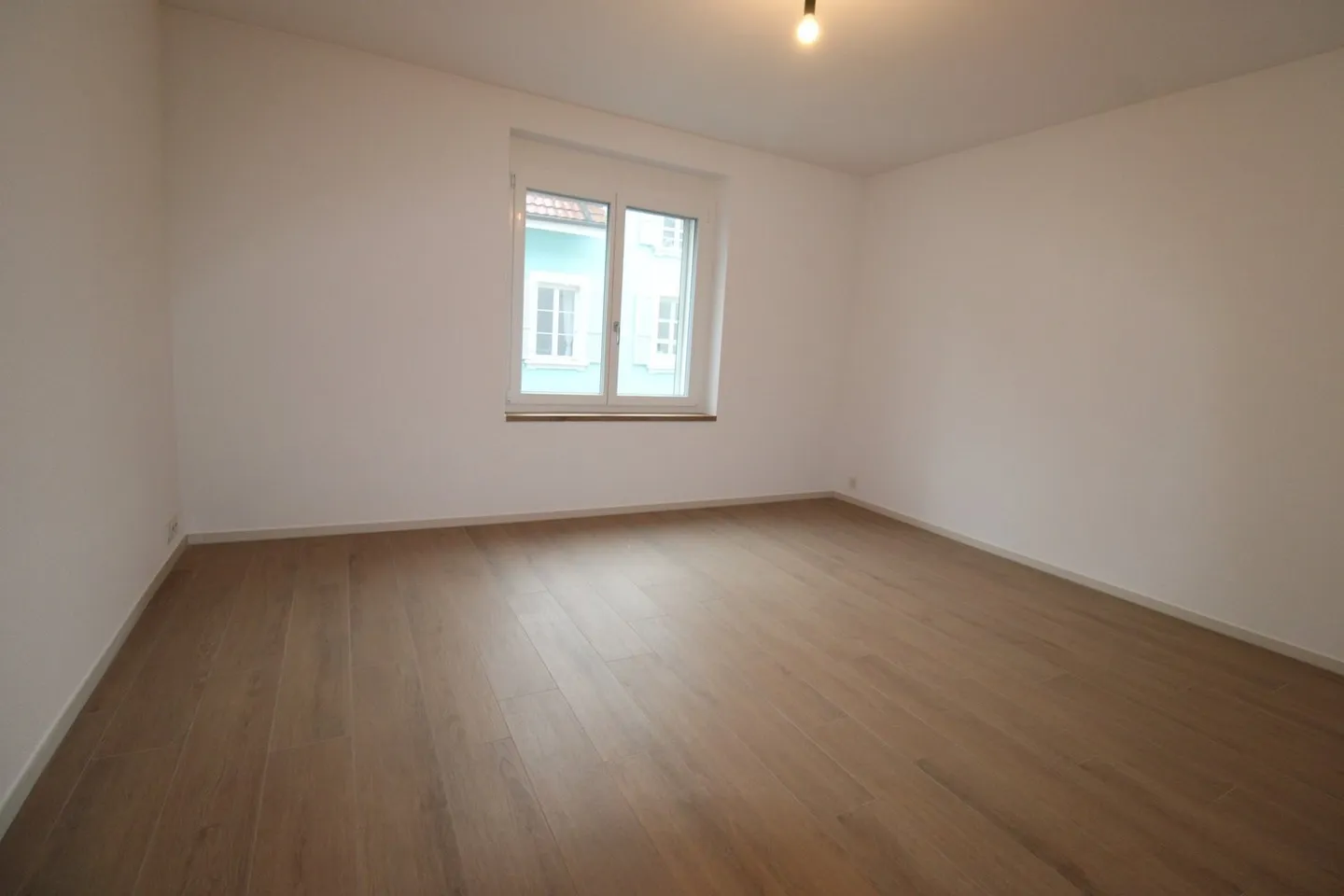Completely renovated apartment in a central location - Photo 7 of 8