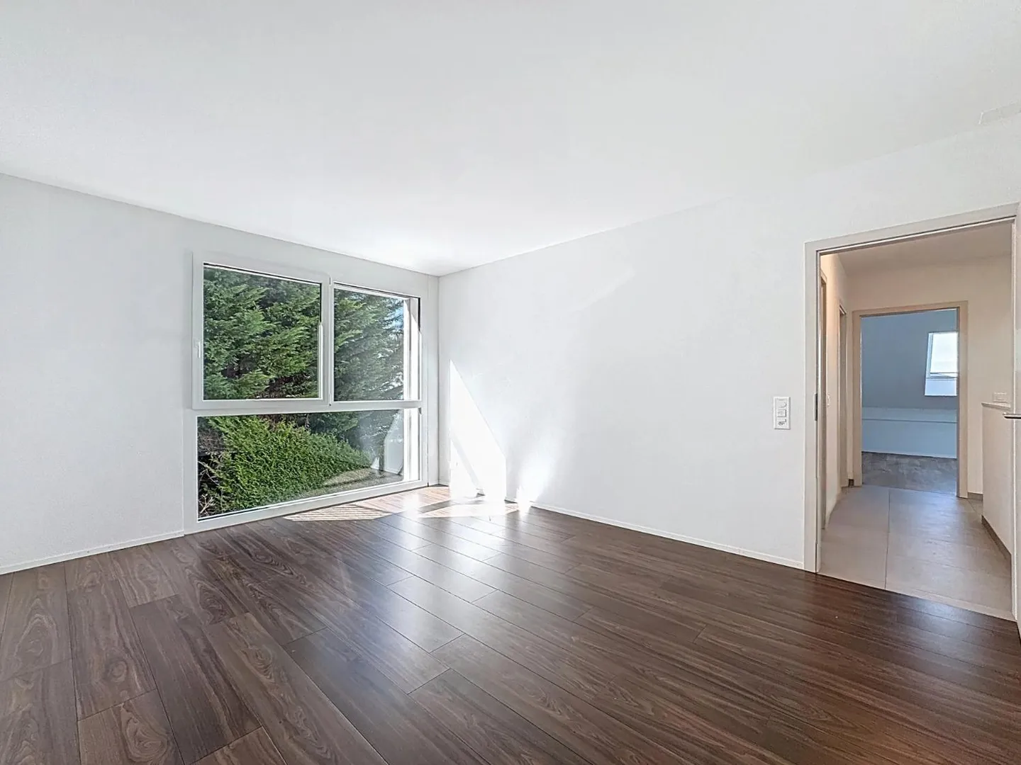 Villa contemporaine avec vue sur le lac - Photo 10 sur 13