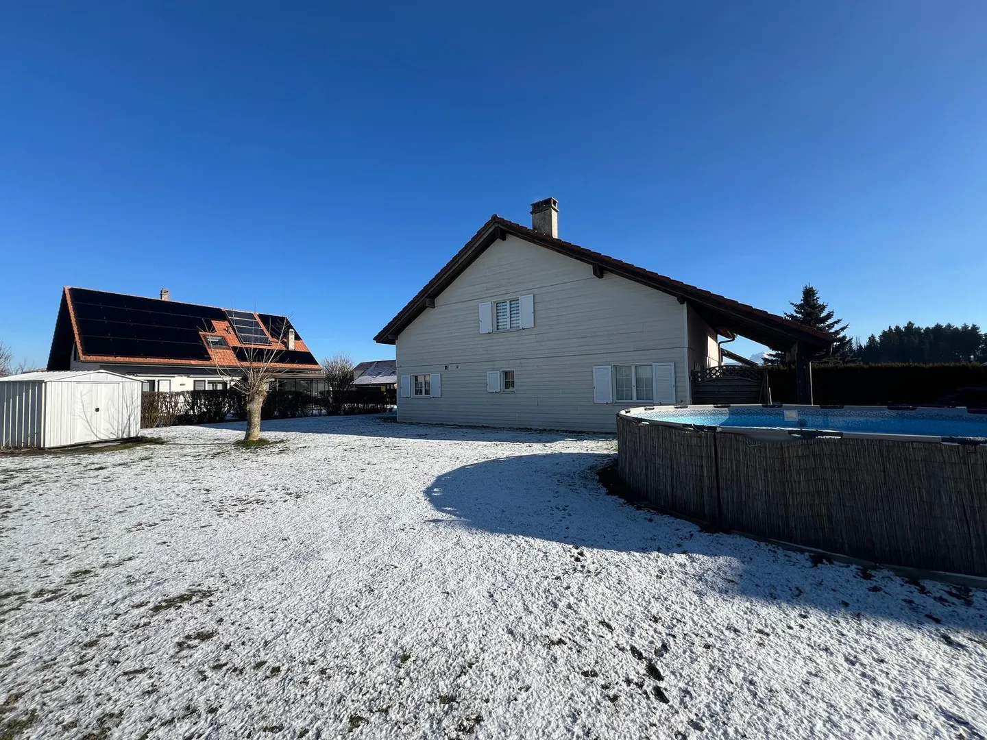 Charmante Villa avec Grand Jardin - Photo 2 sur 8