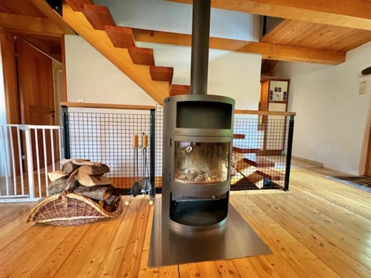 À VENDRE À SAN CARLO (VAL BAVONA) - MAISON FINLANDAISE COMPLÈTEMENT RÉNOVÉE AVEC 4,5 CHAMBRES - Photo 12 sur 20