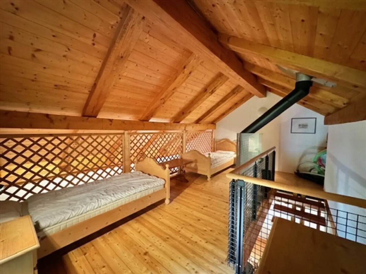 À VENDRE À SAN CARLO (VAL BAVONA) - MAISON FINLANDAISE COMPLÈTEMENT RÉNOVÉE AVEC 4,5 CHAMBRES - Photo 18 sur 20