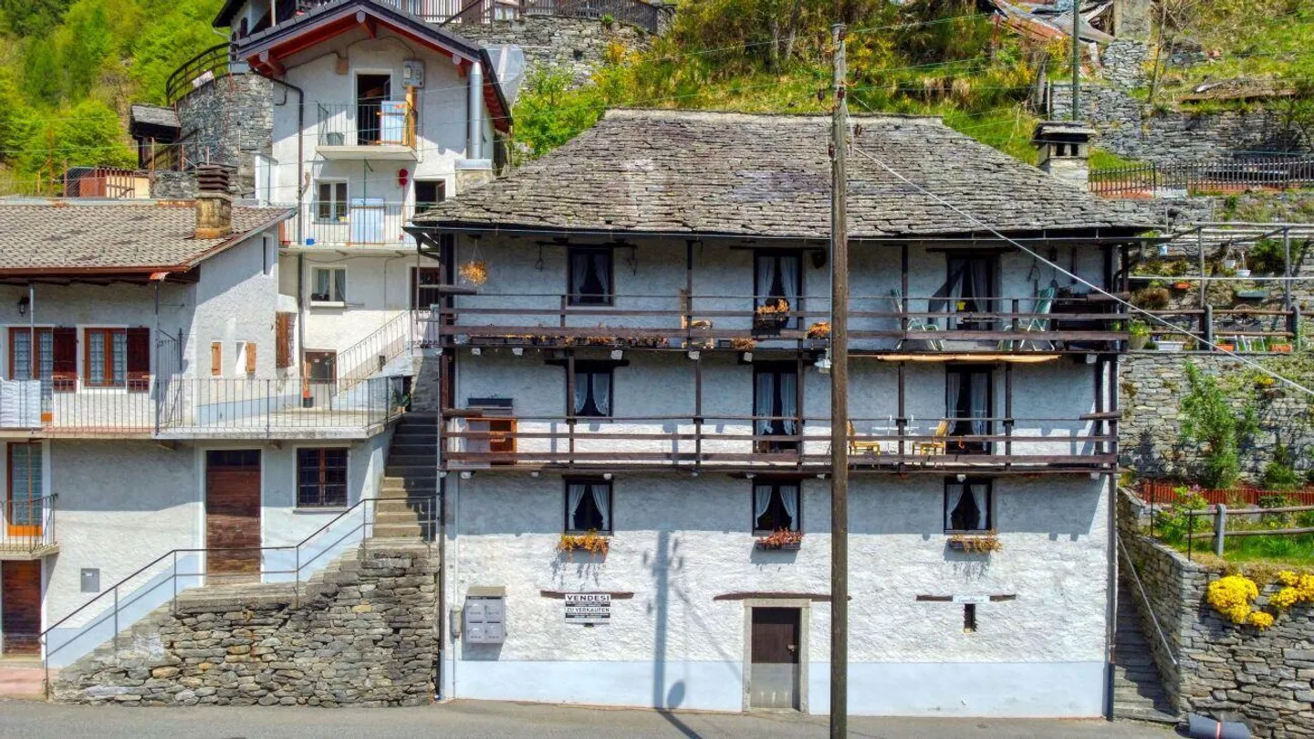 Casa plurifamiliare rinnovata - Foto 3 di 7