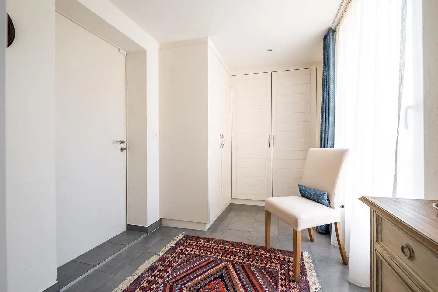 Charmante villa avec jardin - Photo 4 sur 13