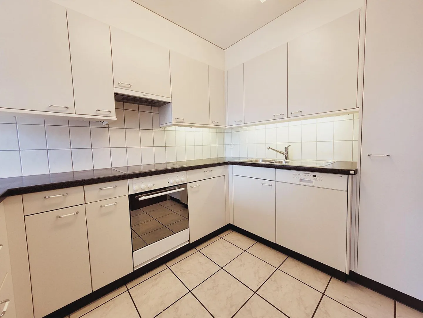 Charmante Wohnung in Aesch - Foto 4 von 10