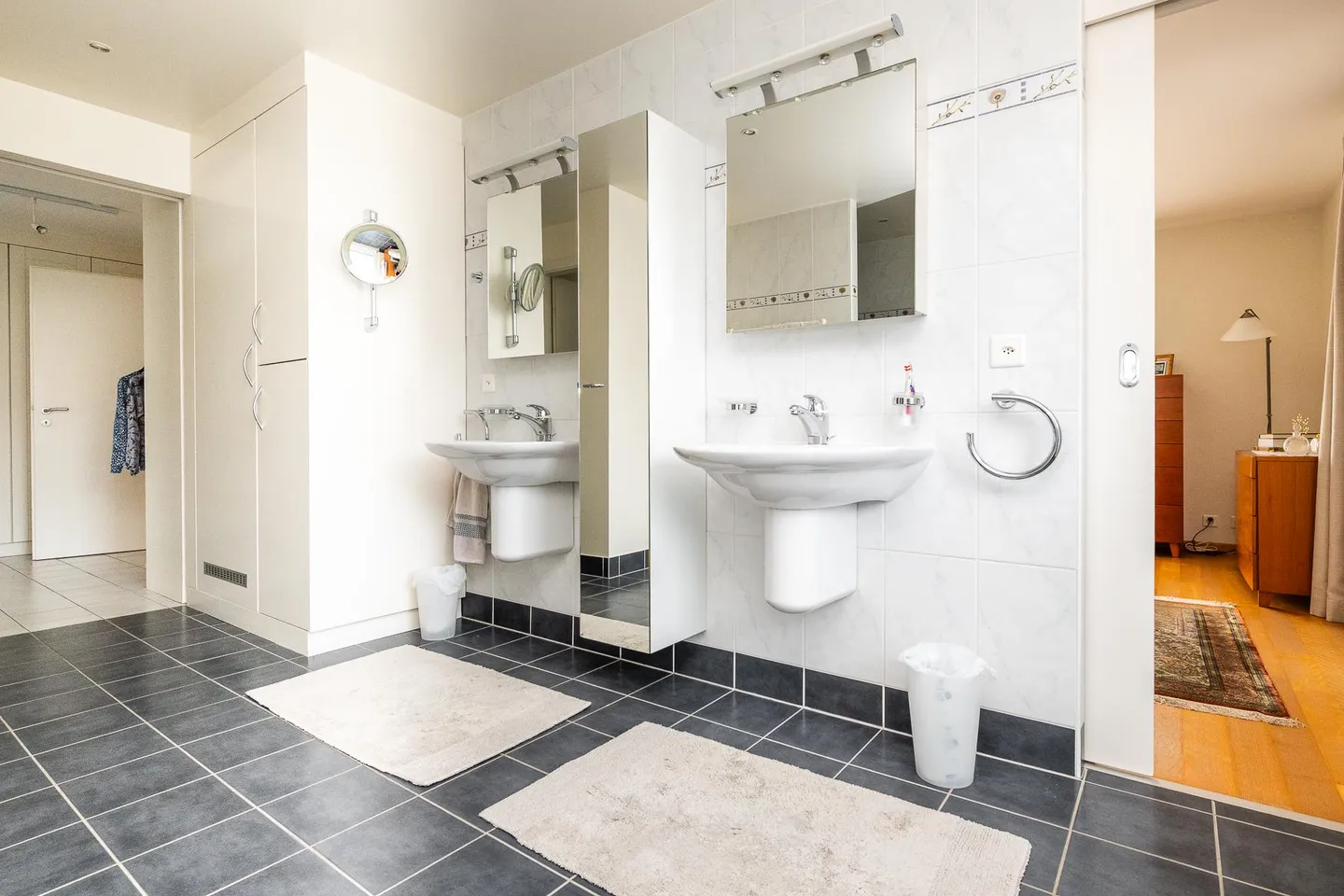 Charmante villa avec jardin - Photo 11 sur 13