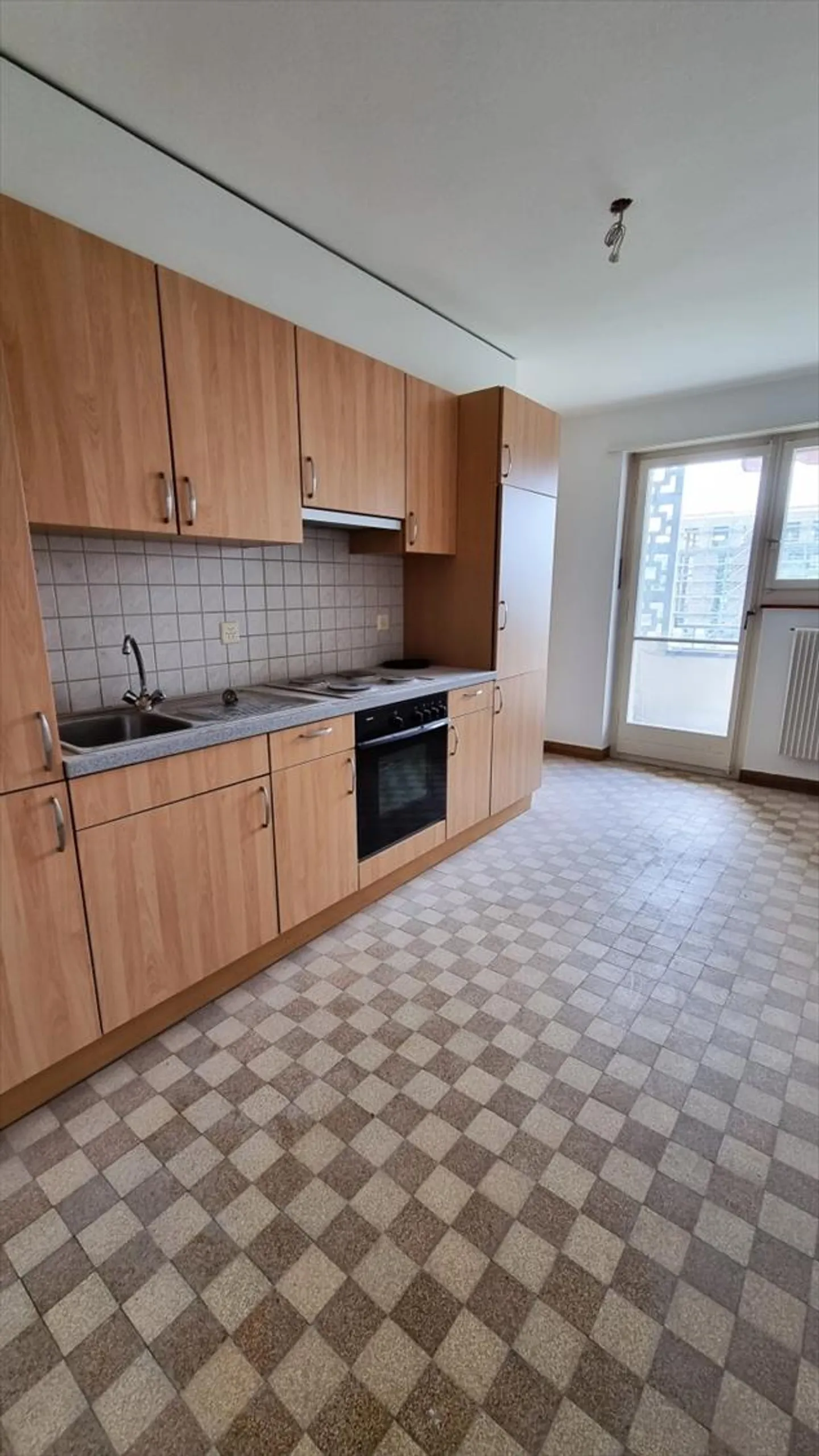 1.5 Room Apartment - Photo 5 of 12