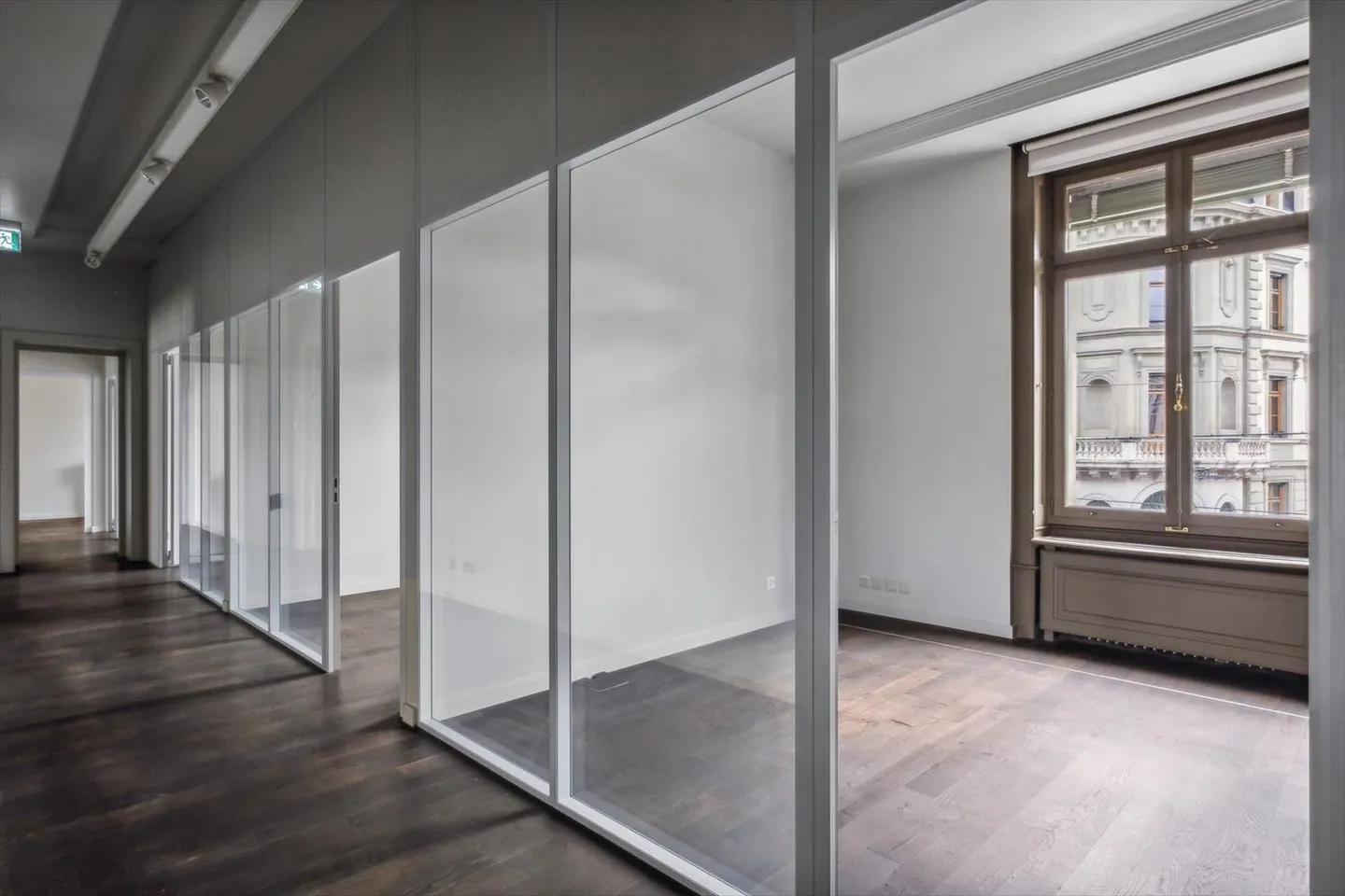 Espaces de bureau à louer dans le quartier bancaire de Genève - Photo 4 sur 12