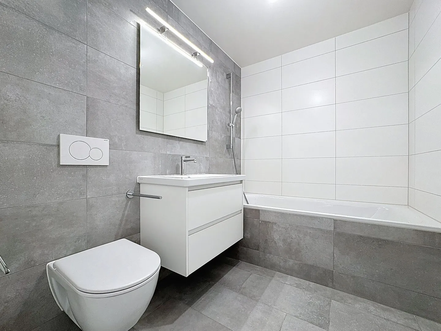 Appartamento ristrutturato di 4,5 locali - Lotto n° 06 - Foto 6 di 7