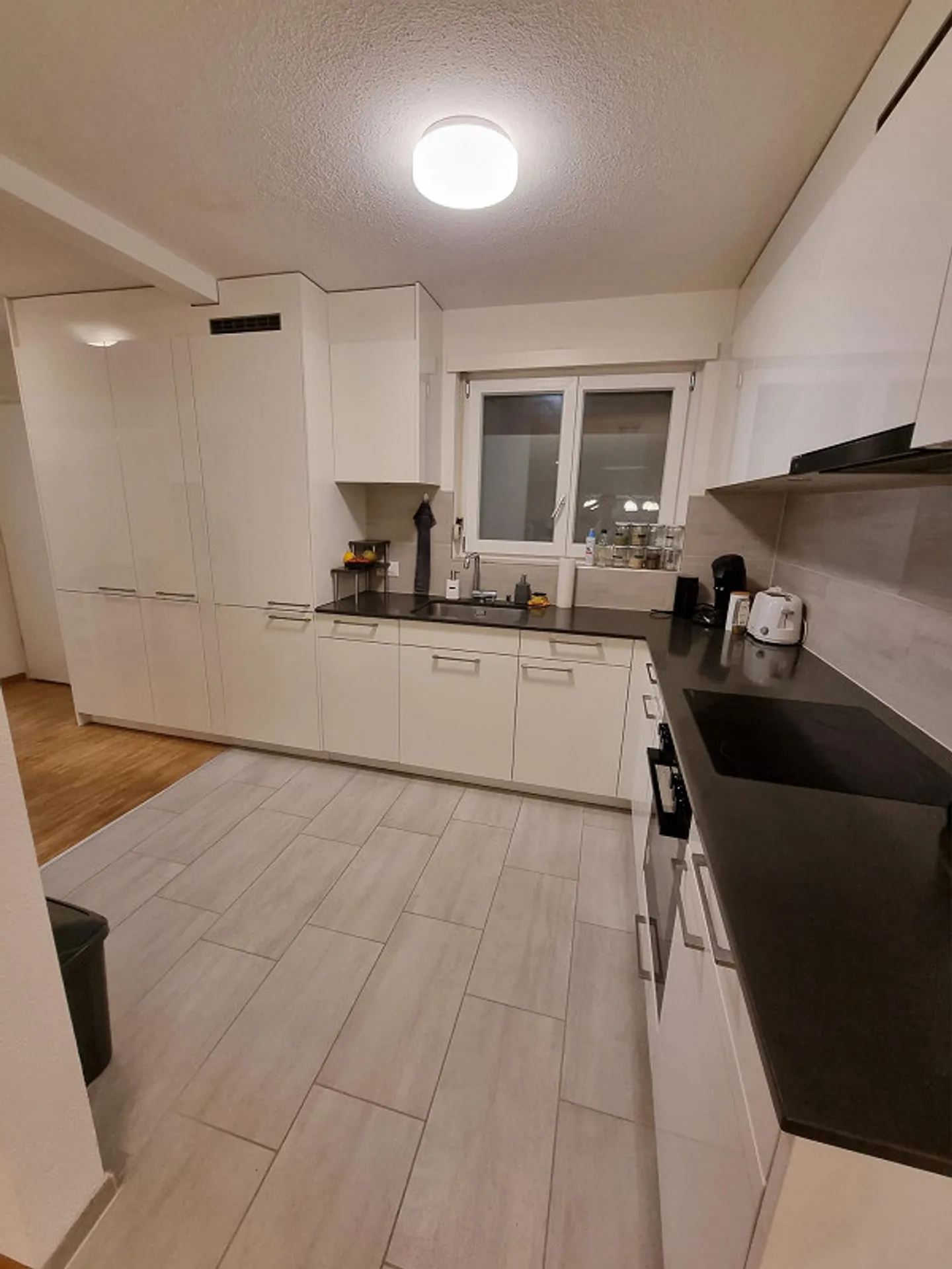 Modernes Apartment in Schlieren - Foto 3 von 9