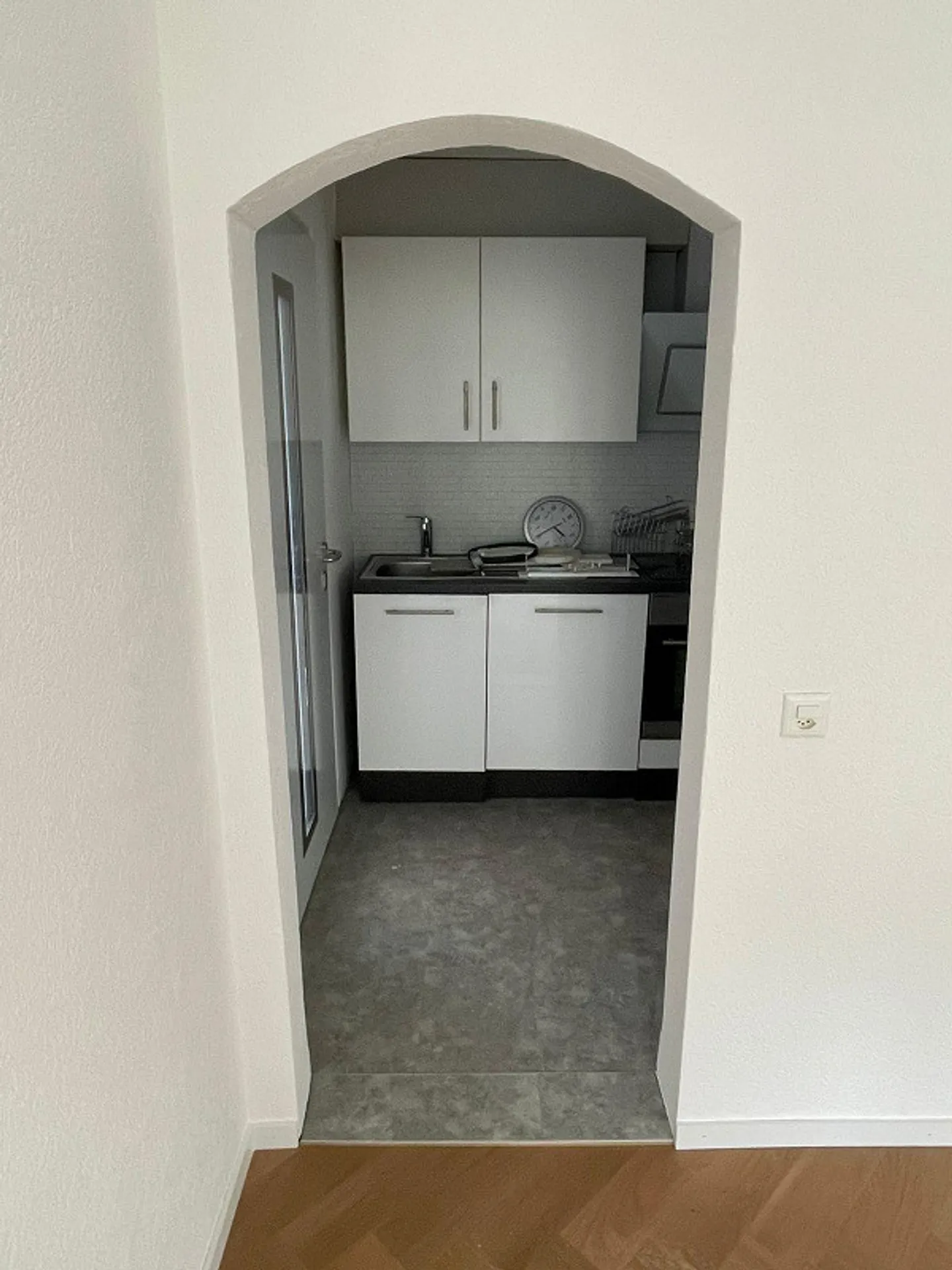 Helle 2.5-Zimmer-Wohnung (50 m²) im 1. Stock – zentrale Lage - Foto 3 di 9