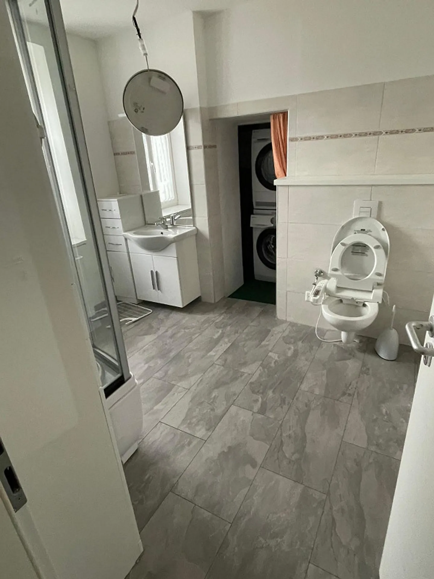 Helle 2.5-Zimmer-Wohnung (50 m²) im 1. Stock – zentrale Lage - Foto 6 di 9