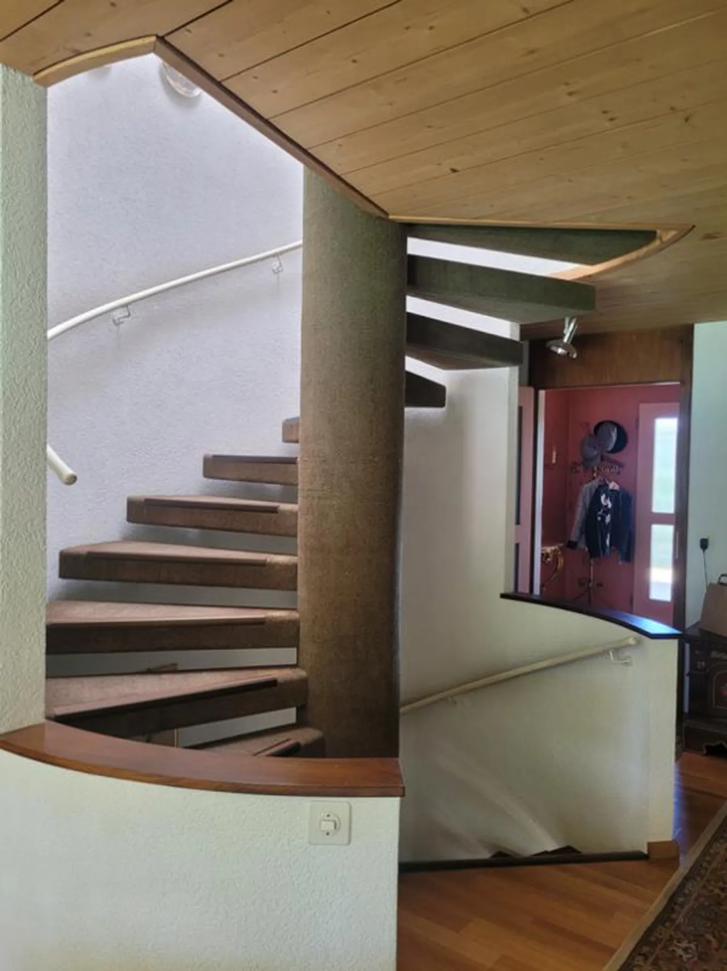 Your house in a sunny, quiet location with privacy - Photo 4 of 10