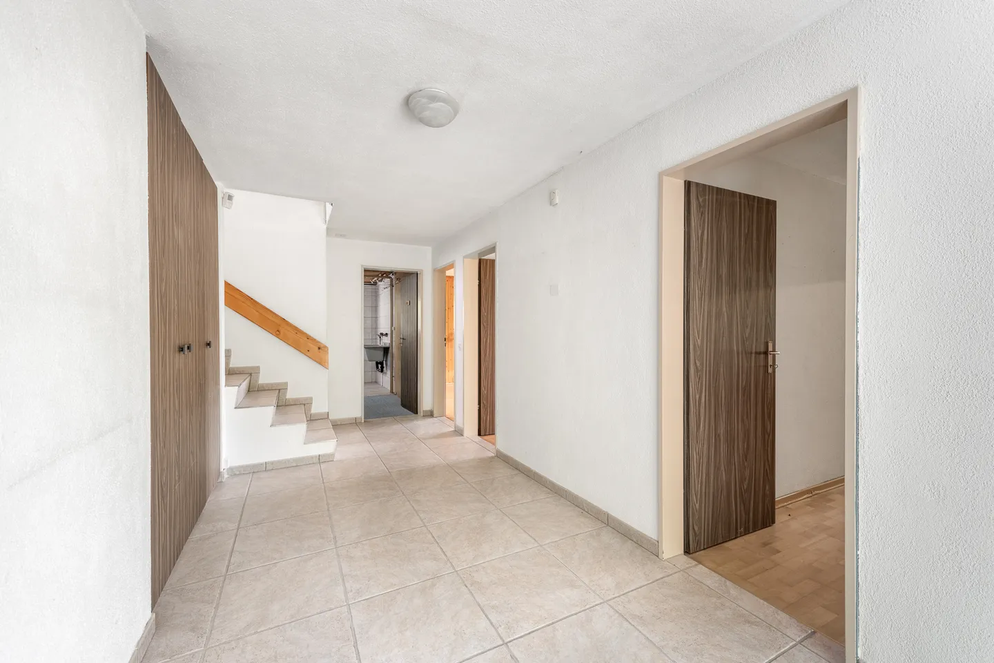 Great 5.5-room single-family house with breathtaking views - Photo 8 of 9