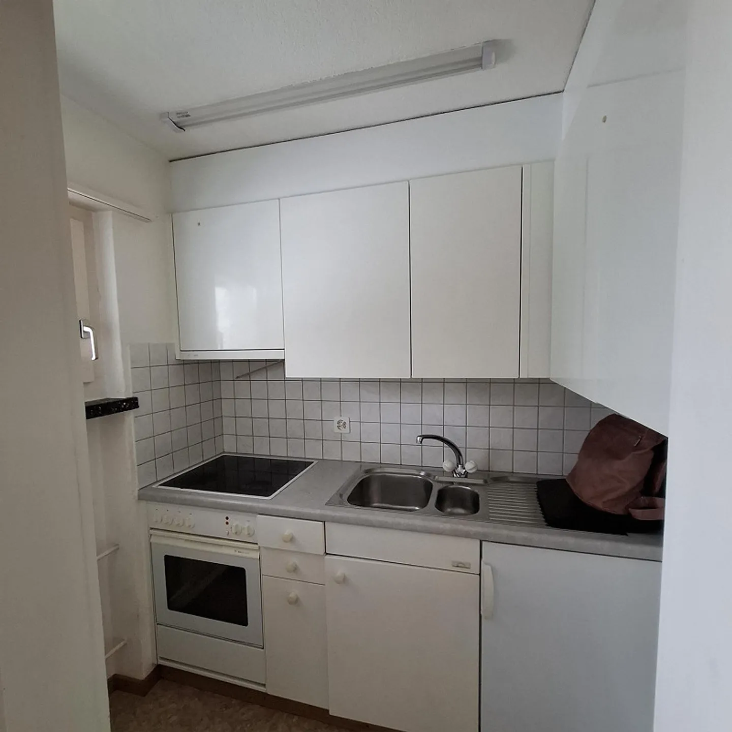 Cozy 2-room apartment - Photo 2 of 5