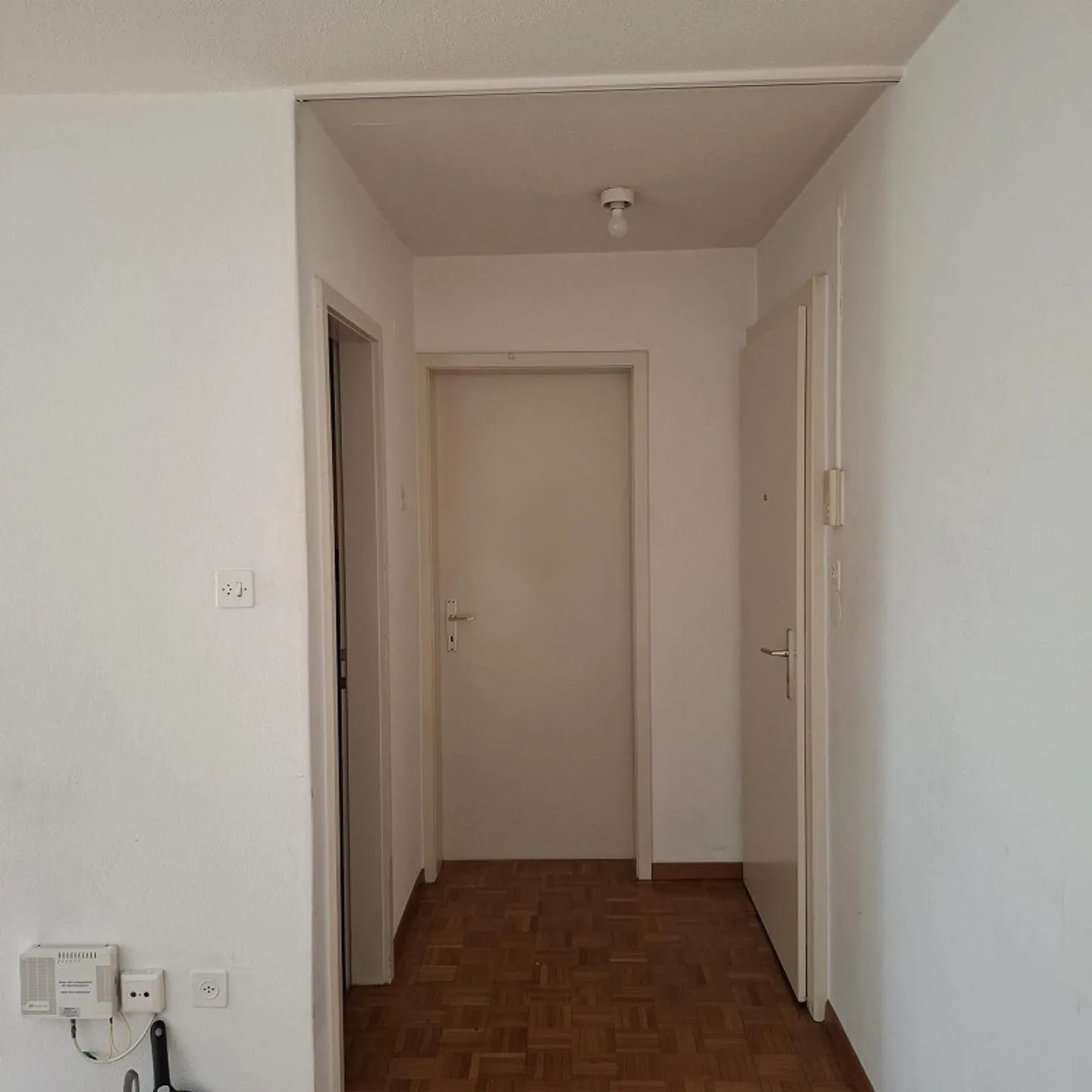 Cozy 2-room apartment - Photo 4 of 5