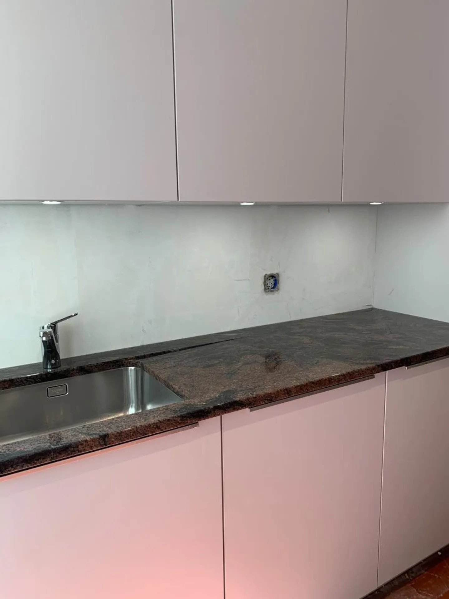Bel appartement rénové offrant un environnement lumineux et spacieux, idéal pour une famille - Photo 4 sur 13