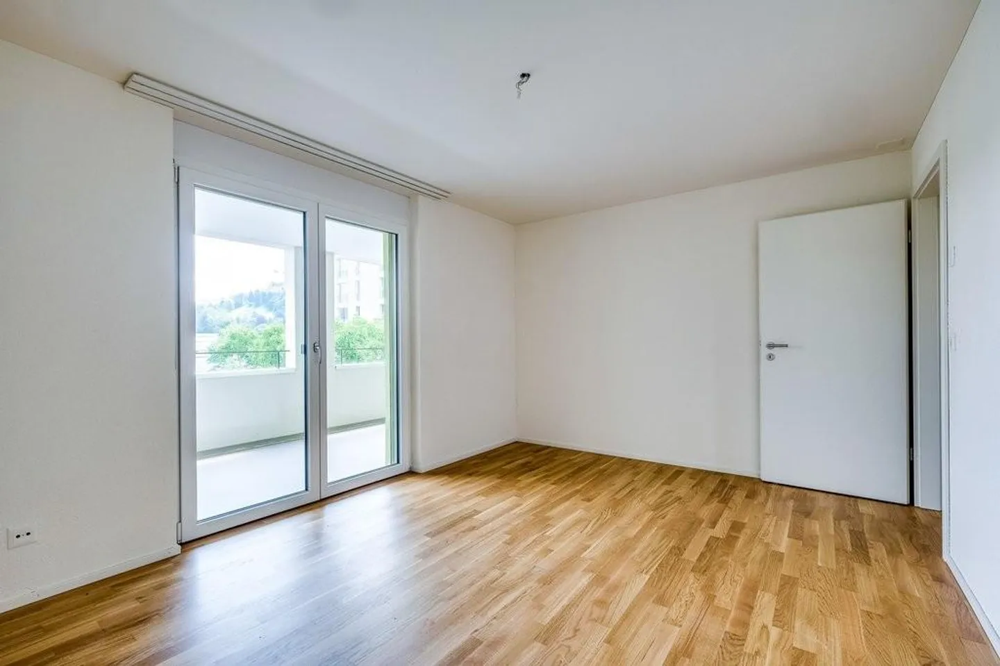 Appartamento attico luminoso in un quartiere familiare ambito - Foto 6 di 7