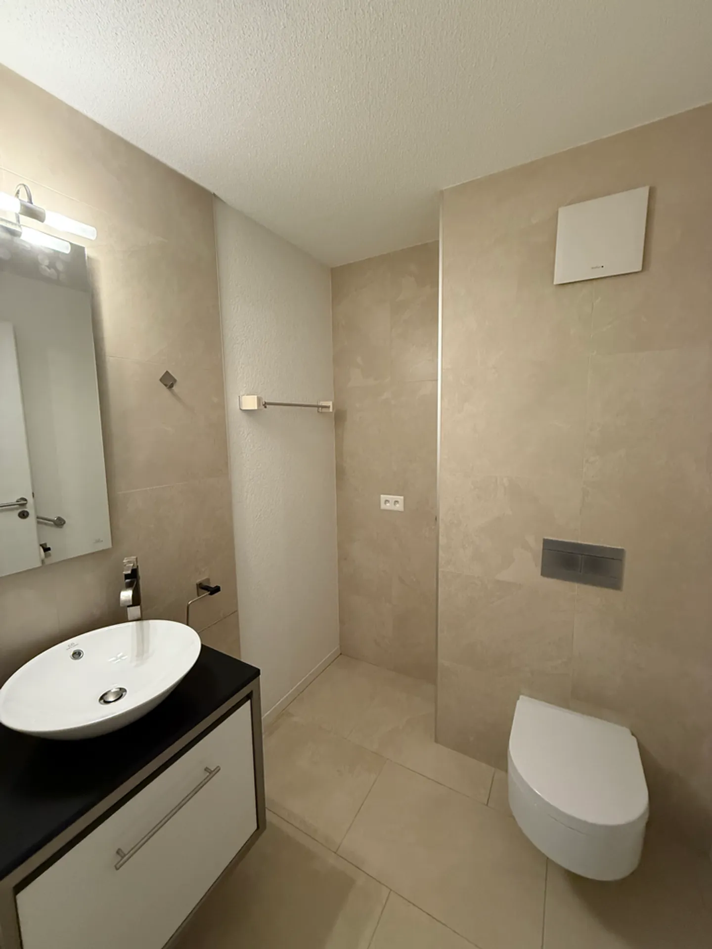 Appartamento 5.5 stanze - Foto 9 di 12