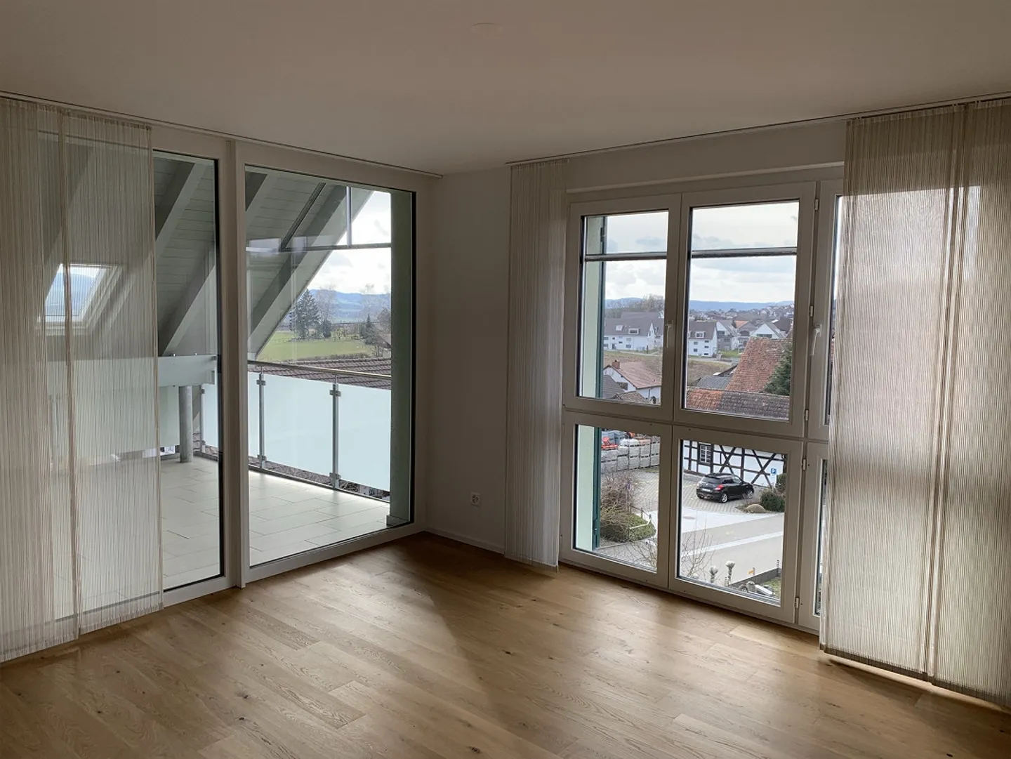 Bella, luminosa appartamento di 4.5 stanze, in una posizione ottimale - Foto 8 di 15