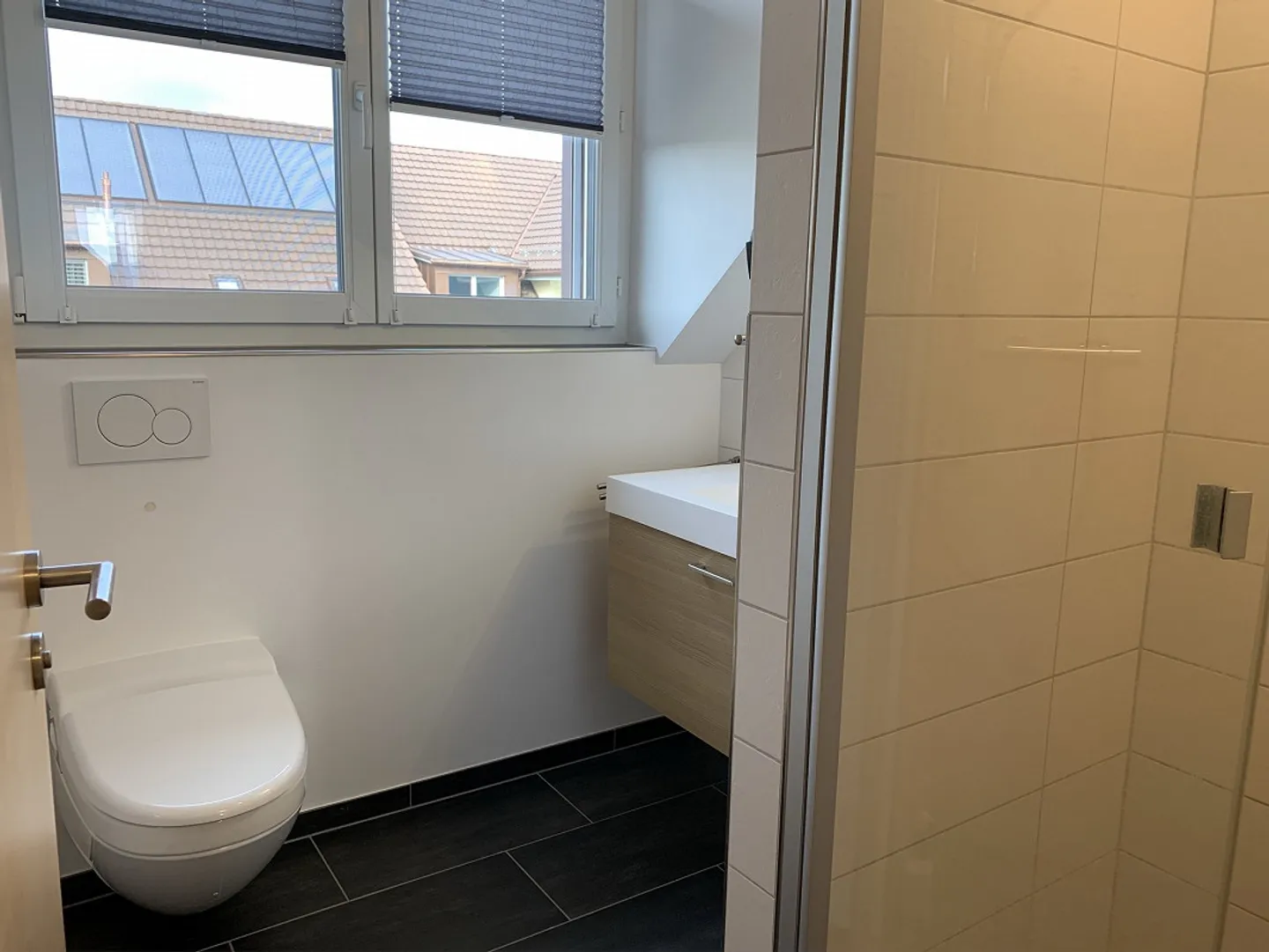 Bella, luminosa appartamento di 4.5 stanze, in una posizione ottimale - Foto 12 di 15