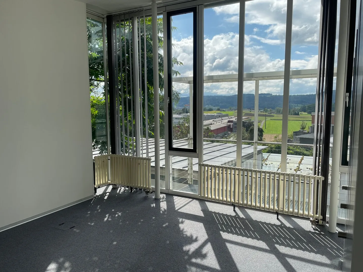 Moderne, helle Büroräume in der Nähe von Baden AG - Foto 3 von 10