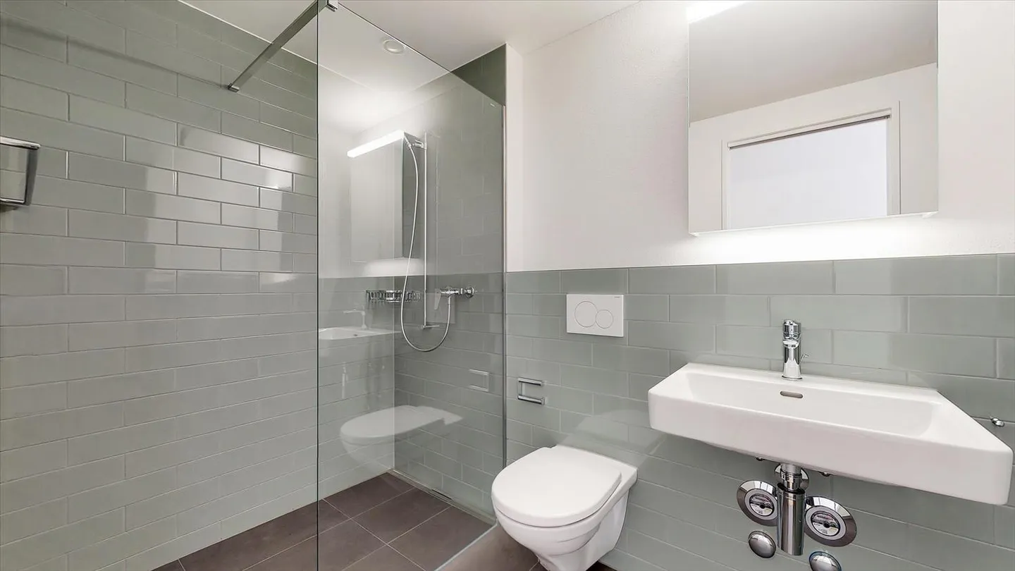 First-Class Living - Photo 4 of 8