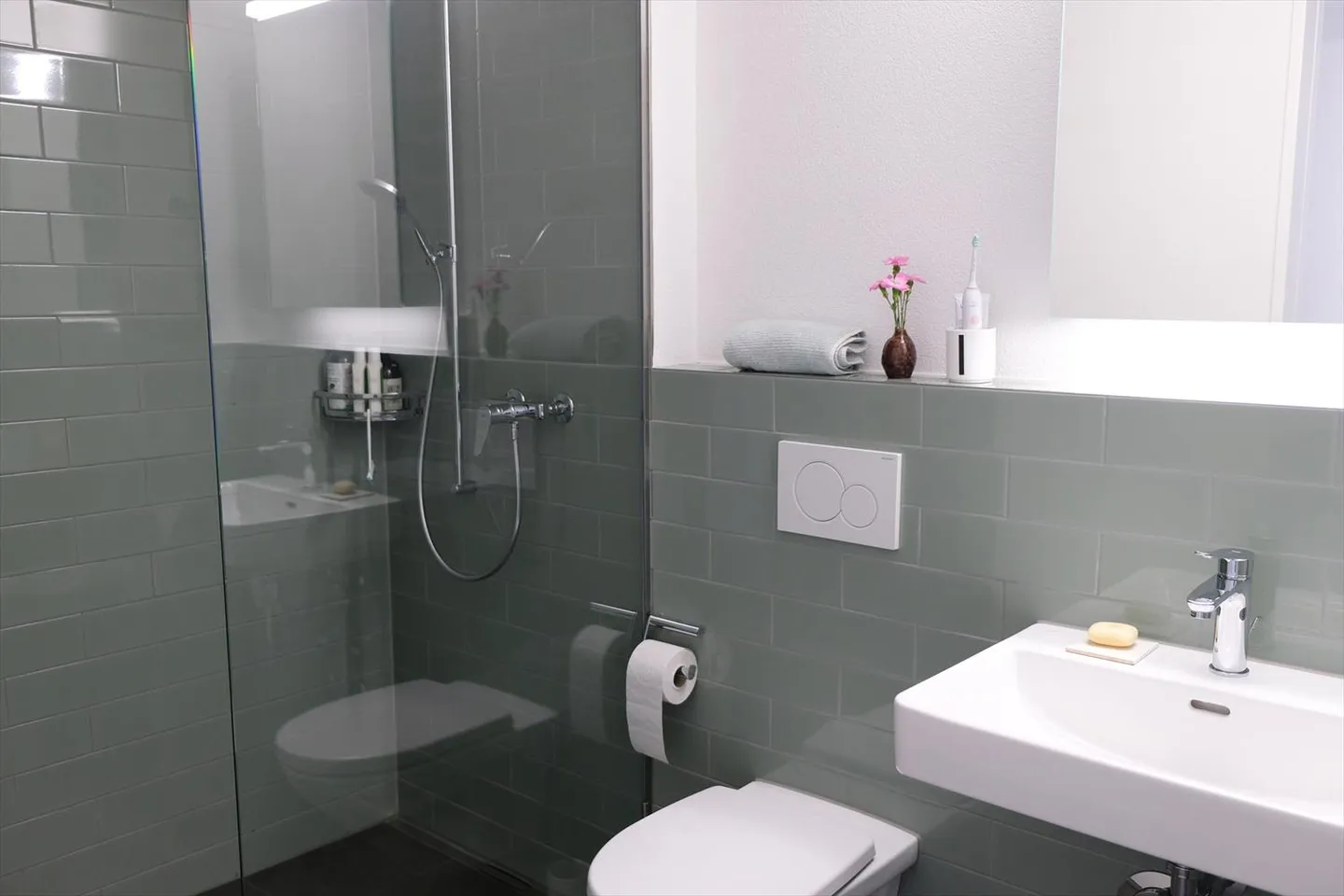 First-Class Living - Photo 5 of 8