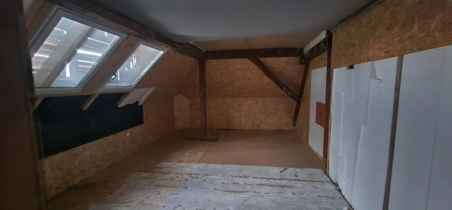 Hangar spacieux - Photo 7 sur 10