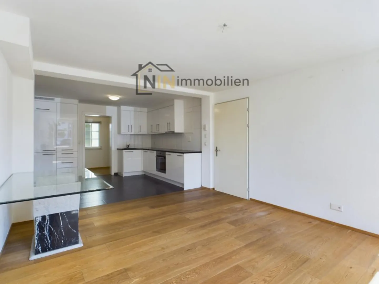 ZENTRAL FÜR EINZELPERSONEN - Foto 2 von 6