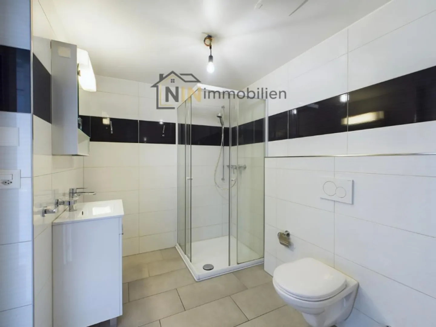 ZENTRAL FÜR EINZELPERSONEN - Foto 5 von 6