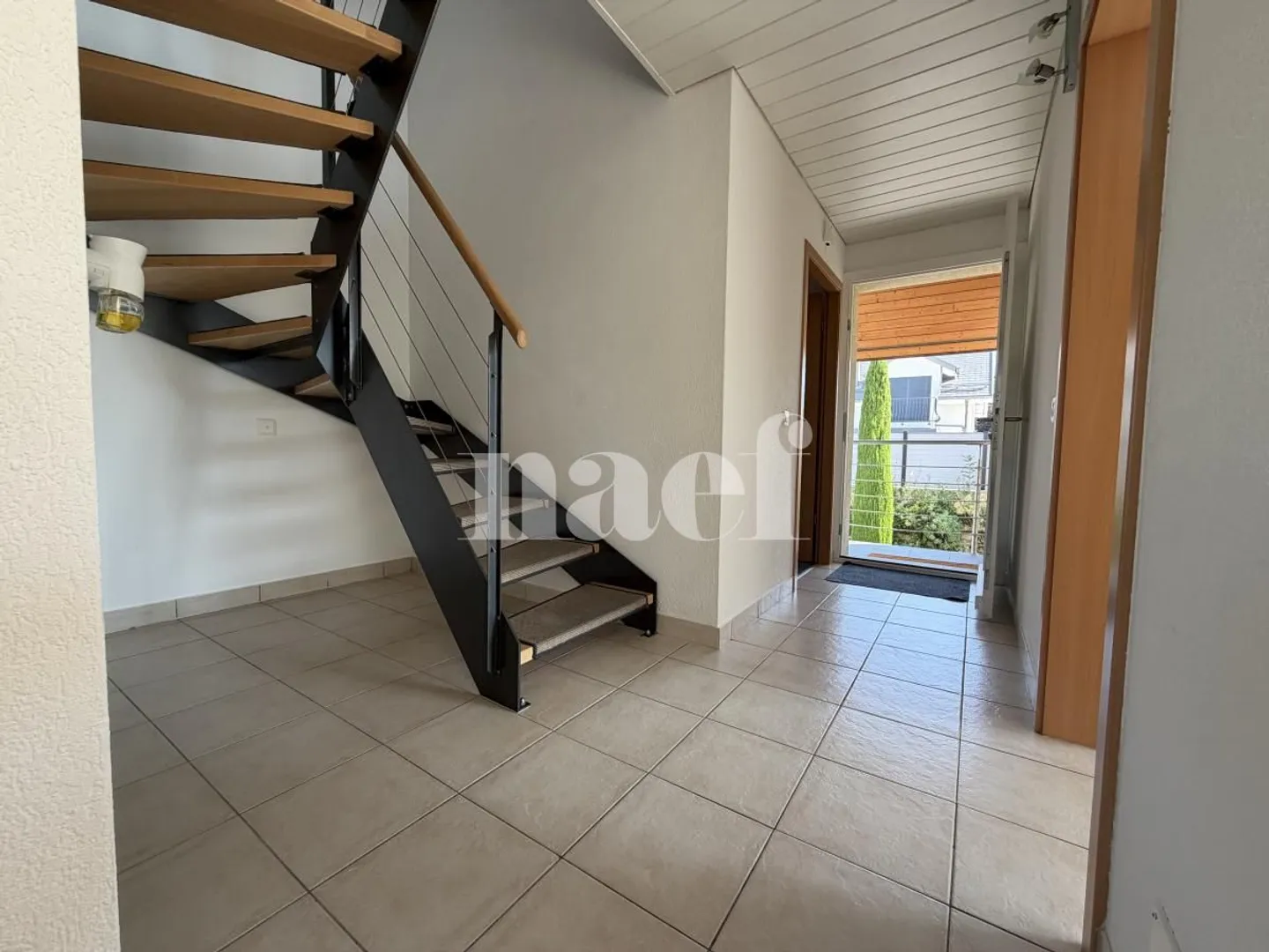 Duplex with 4.5 rooms in a quiet location, just steps from the lake, fixed-term rental agreement (1 year) - Photo 5 of 10