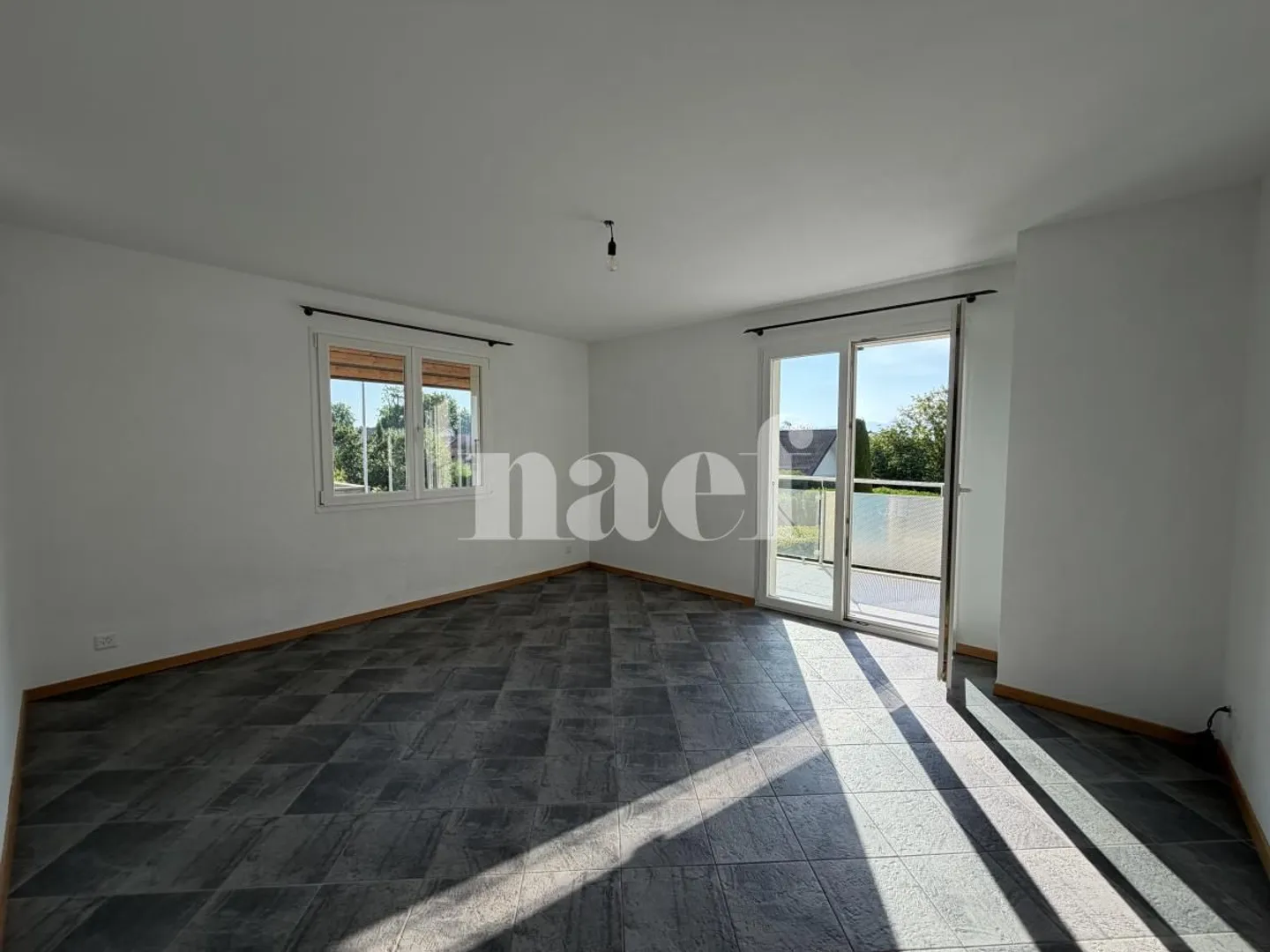 Duplex with 4.5 rooms in a quiet location, just steps from the lake, fixed-term rental agreement (1 year) - Photo 6 of 10