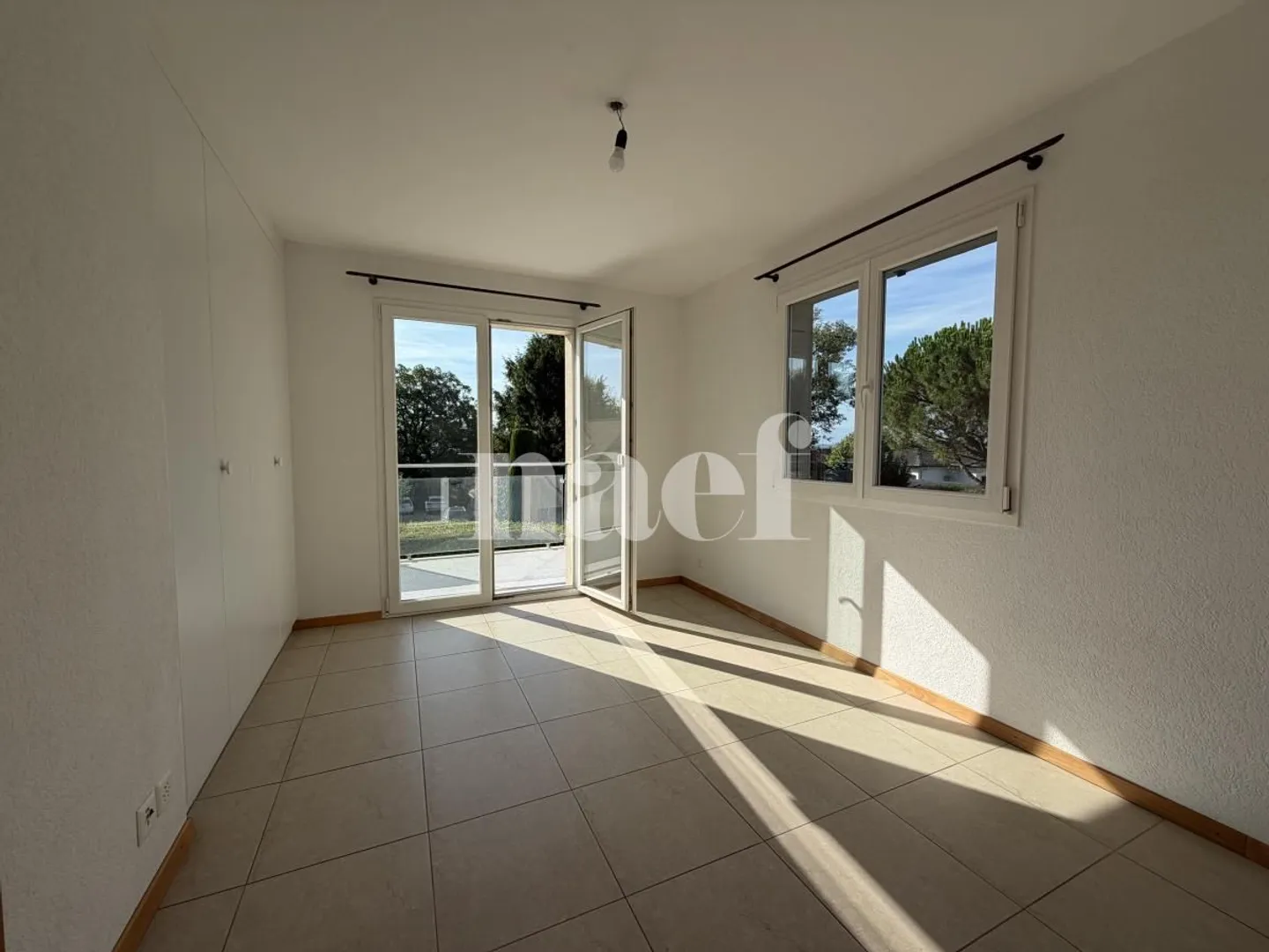 Duplex with 4.5 rooms in a quiet location, just steps from the lake, fixed-term rental agreement (1 year) - Photo 8 of 10